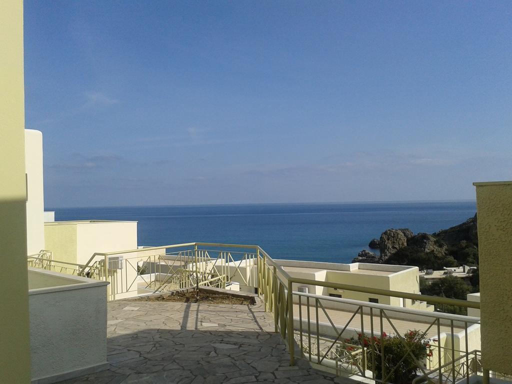 Polyrizos Hotel Rodhákinon Buitenkant foto