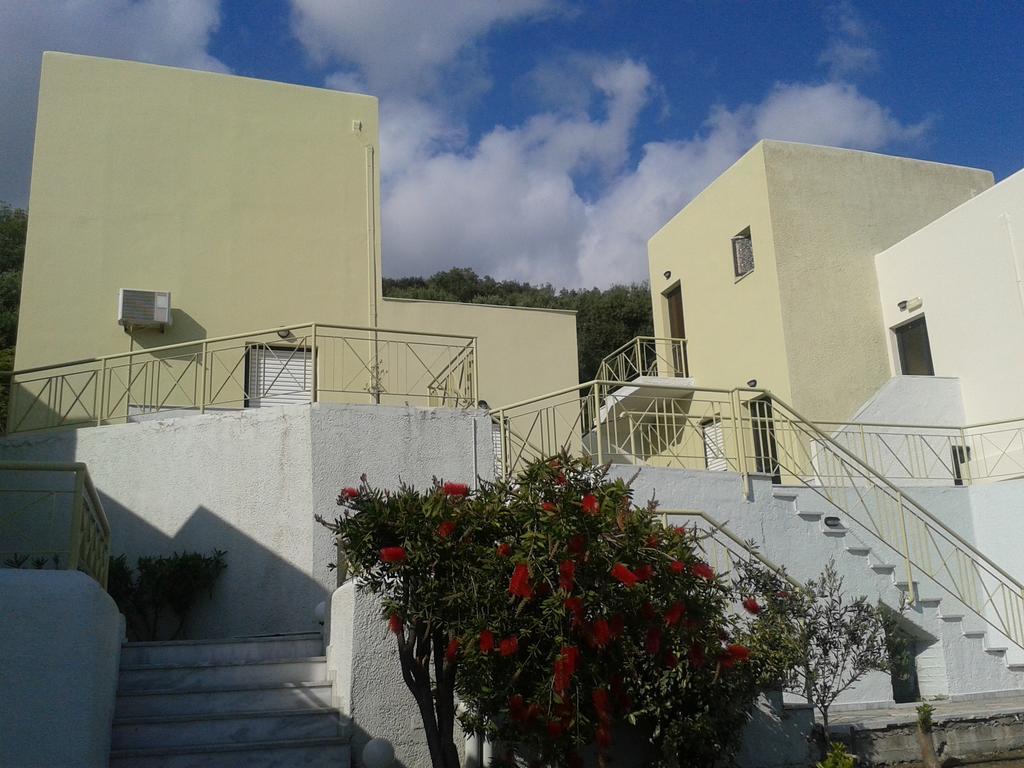Polyrizos Hotel Rodhákinon Buitenkant foto