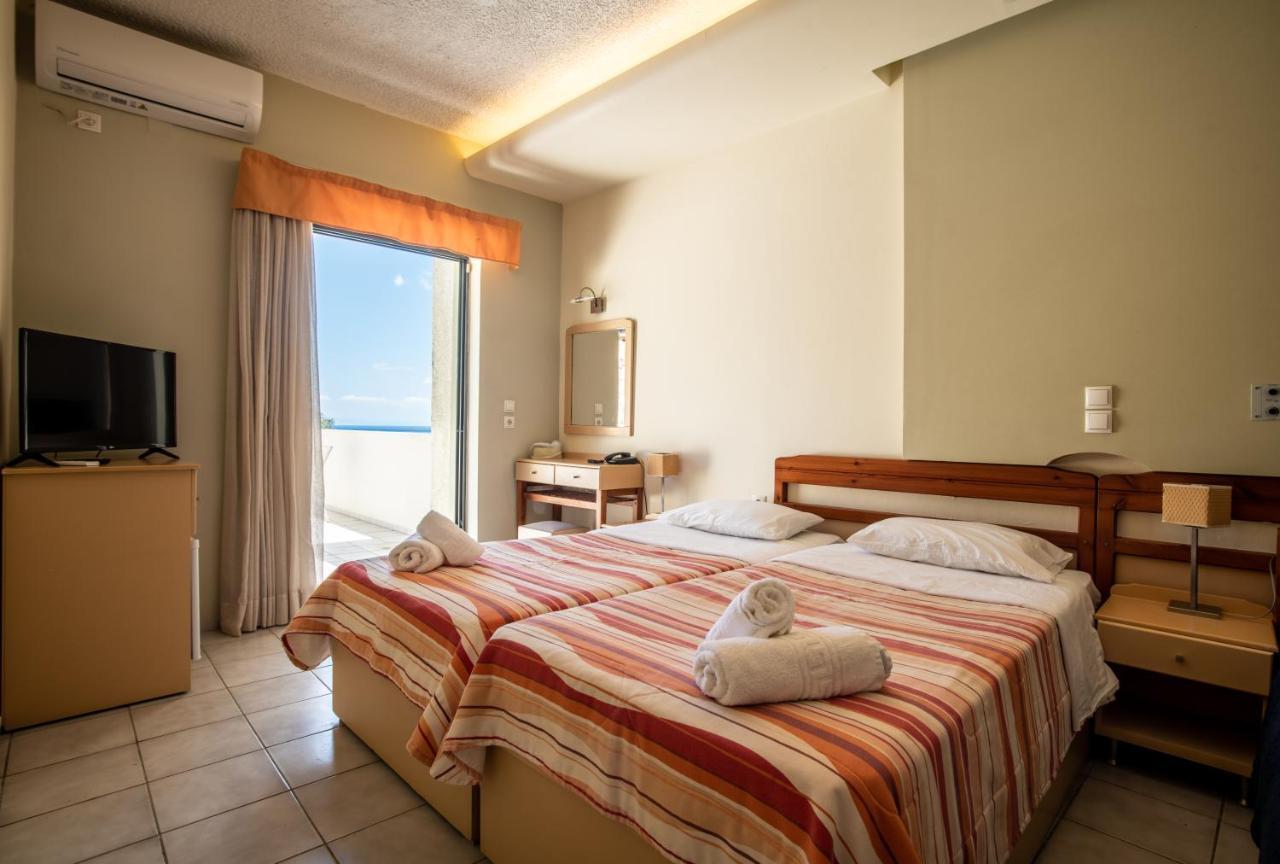 Polyrizos Hotel Rodhákinon Buitenkant foto