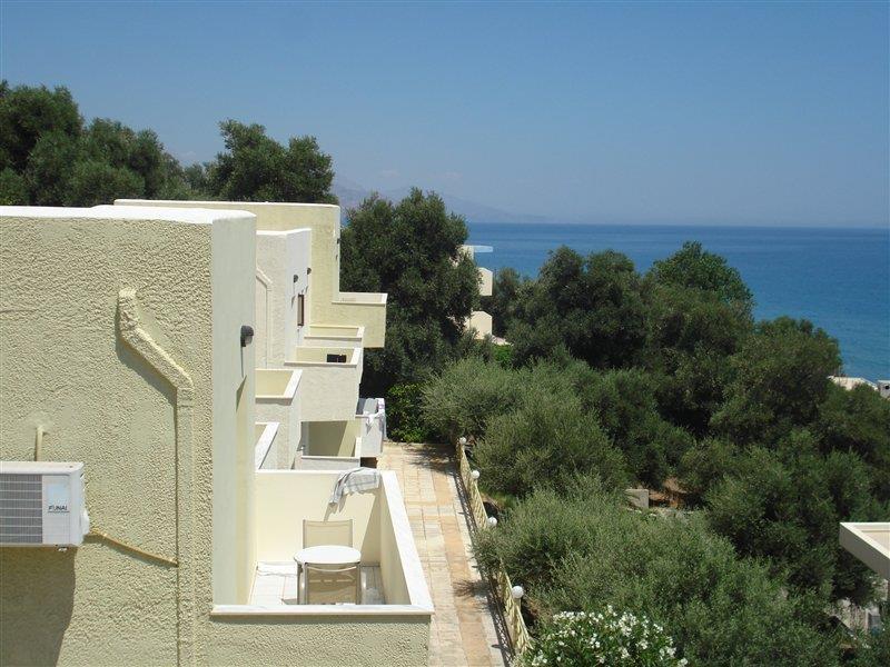 Polyrizos Hotel Rodhákinon Buitenkant foto
